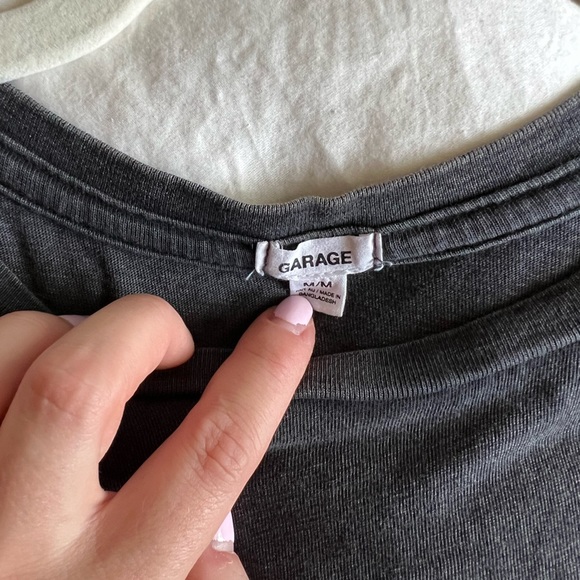Garage crop top tee loose boyfriend style material womens size medium gray - Picture 3 of 3